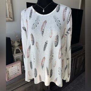 Cozy White Feather-Print Pullover Sweatshirt